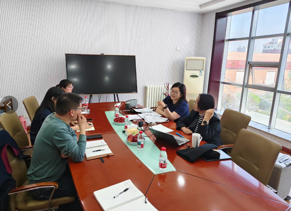 湖邊客戶生產(chǎn)部團(tuán)隊蒞臨我司進(jìn)行生產(chǎn)指導(dǎo)