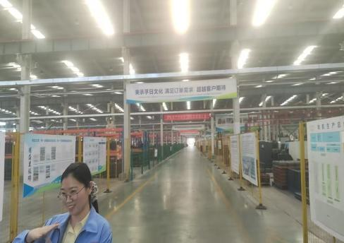 公司李總帶隊(duì)參觀孚日集團(tuán)機(jī)電車(chē)間